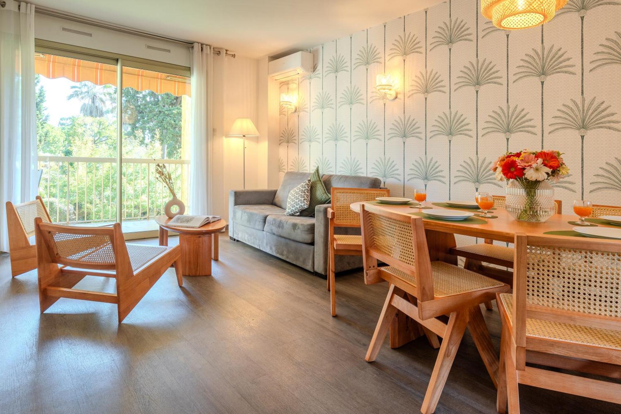 Les 15 Pins & La Mer -Your Green Getaway Near Sea & Beach Antibes Exterior photo