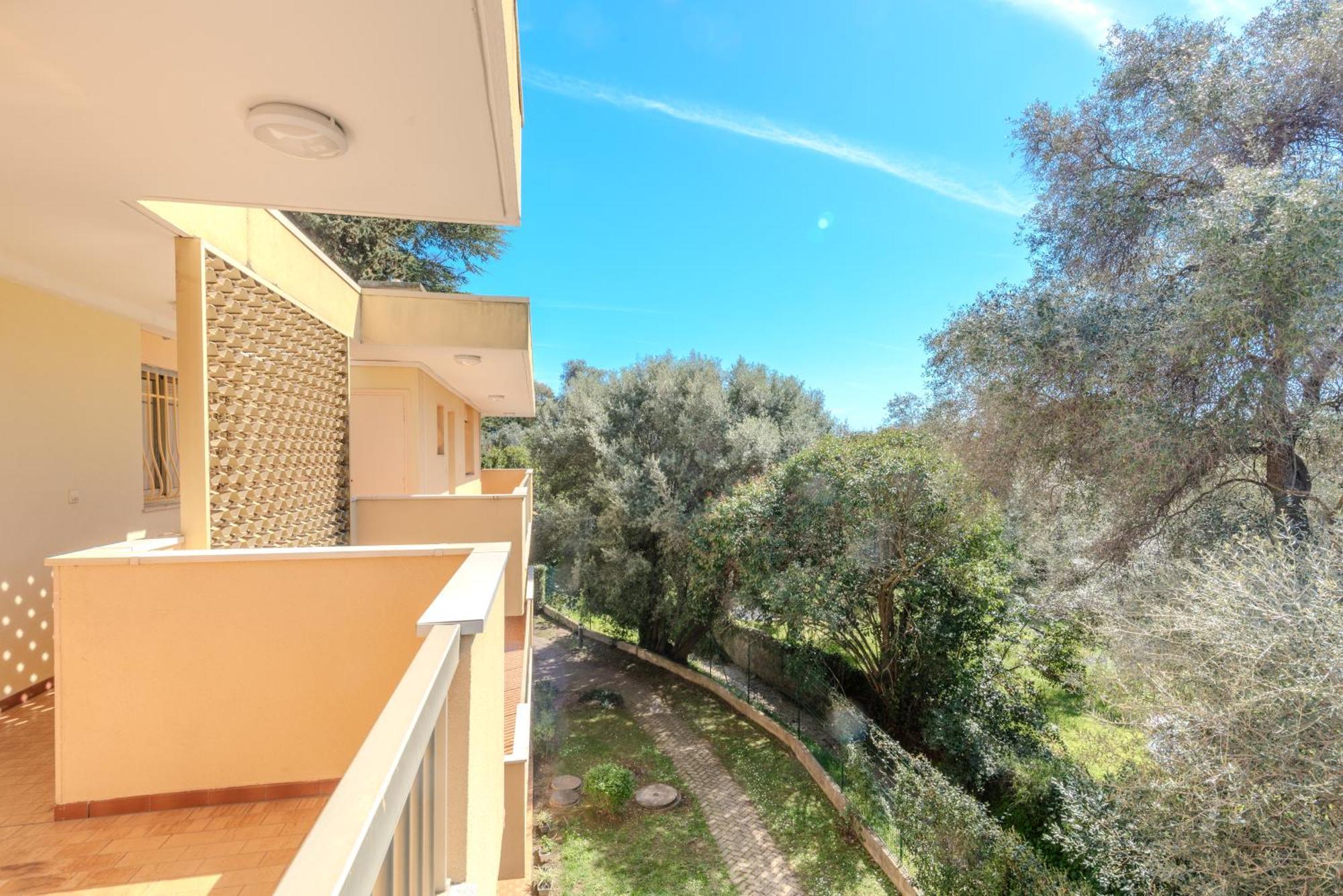 Les 15 Pins & La Mer -Your Green Getaway Near Sea & Beach Antibes Exterior photo