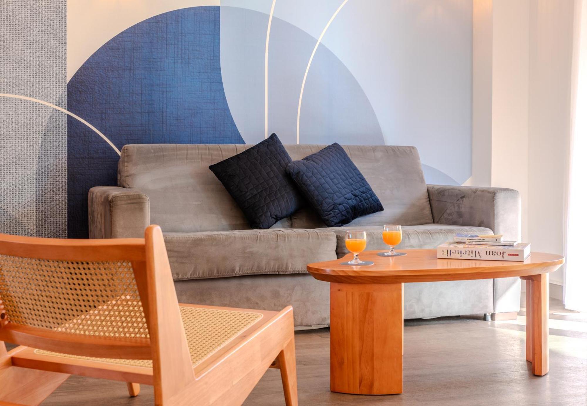 Les 15 Pins & La Mer -Your Green Getaway Near Sea & Beach Antibes Exterior photo